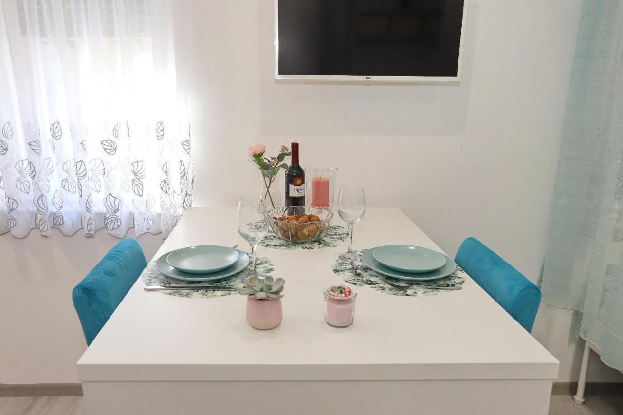 Central Luxury Apartments ออราแด ภายนอก รูปภาพ